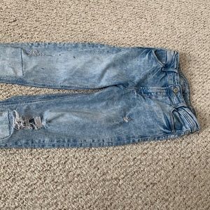 Distressed Skinny Jeans Mid rise